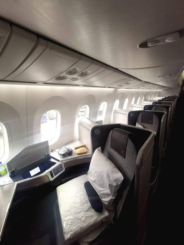 Air Canada business class flight from Toronto to Seoul (on Boeing 787-9). Food was served as buffet or a la carte along with some great