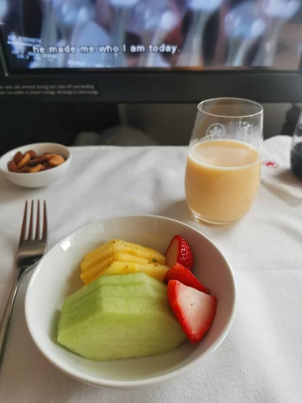 Air Canada business class flight from Toronto to Seoul (on Boeing 787-9). Food was served as buffet or a la carte along with some great