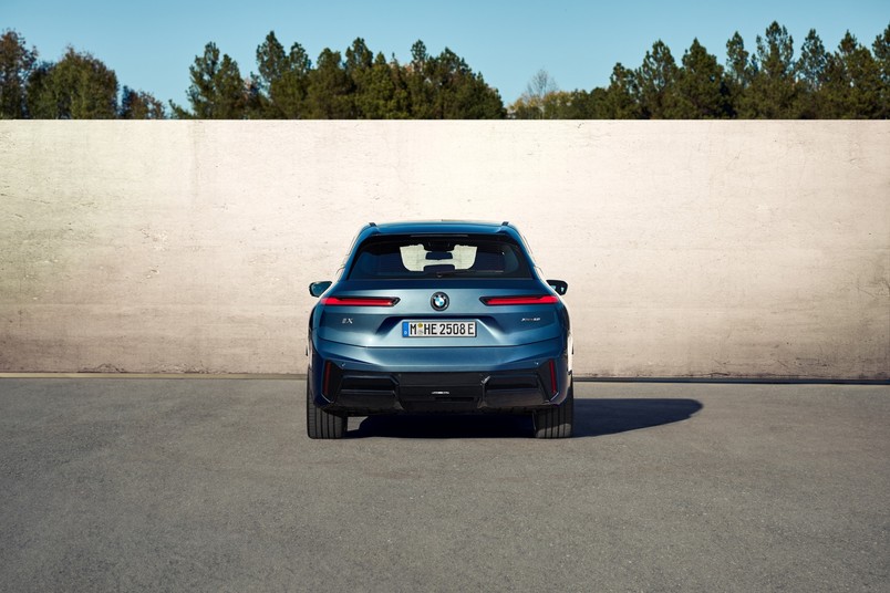 Meet the new 2025 BMW iX