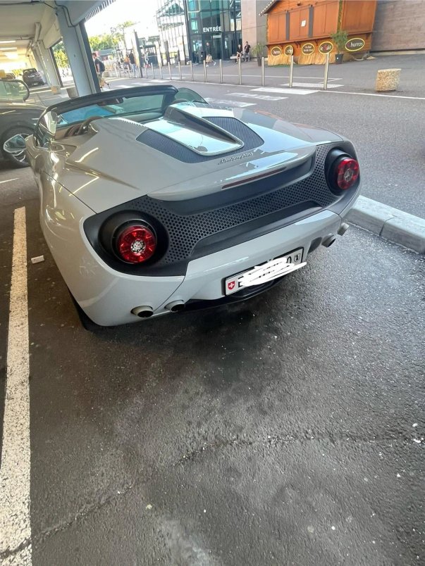  This is not a Toyota MR2 with a bodykit. This is a very rare and very real Lamborghini 5-95 Zagato Spyder. 