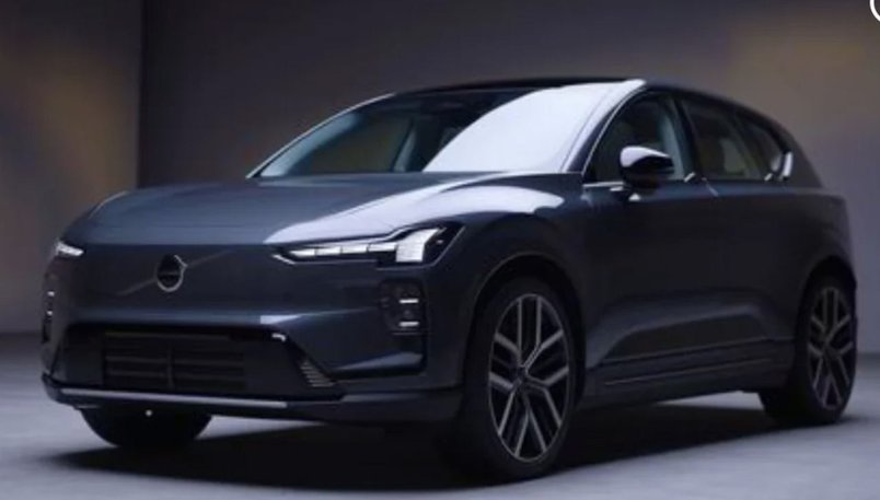 New #Volvo #EX60 electric SUV photos leaked. The final image is from a press release after cleaning up with AI.