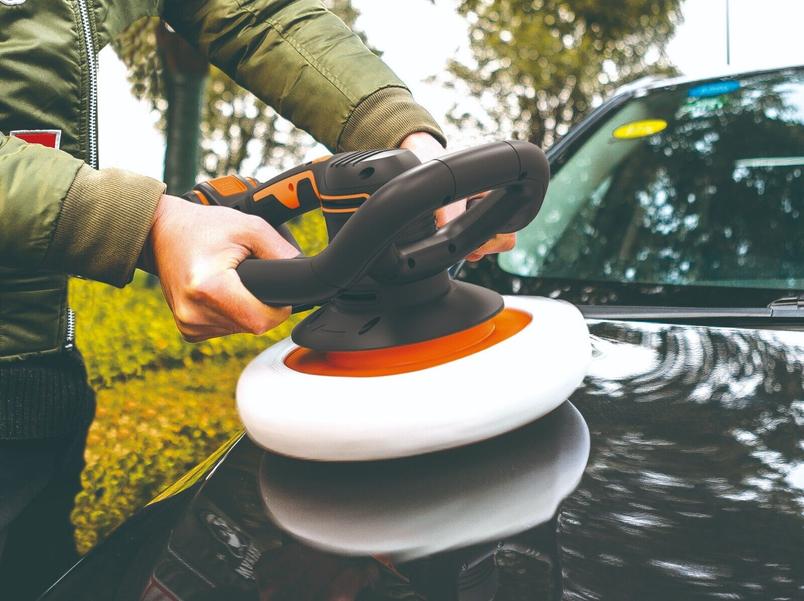 WORX WX856 Cordless Random Orbital Polisher/Buffer with x2 Pads £39.99