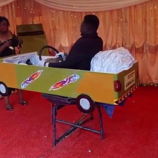 If I saw this trust me I'm leaving!