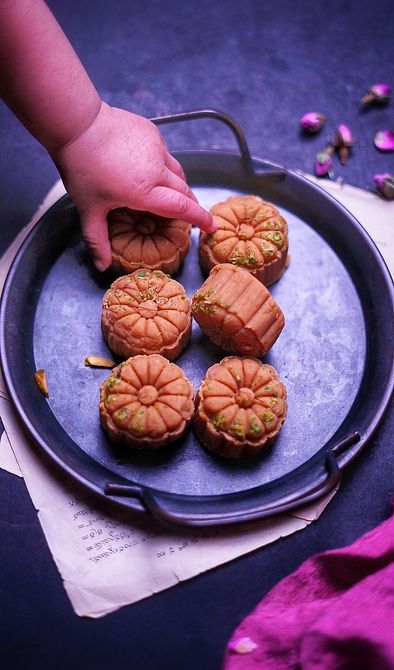 Khoya Badam Peda / Milk Almond Fudge.