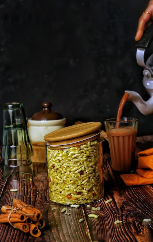 Murmura and Poha Mixed Chudwa / Chivda (Puffed Rice / Flatten Rice Mixture)