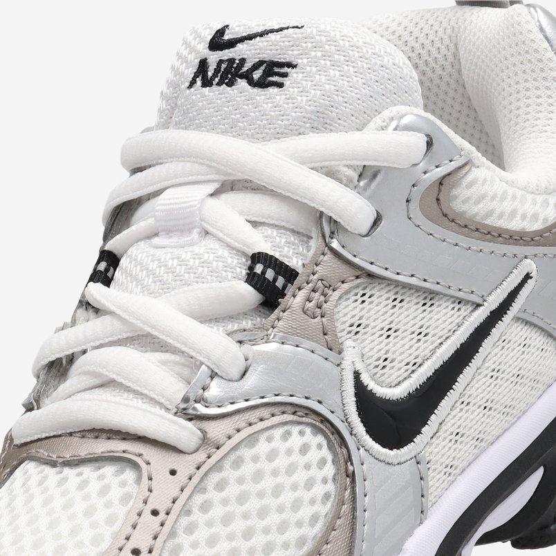 Nike V5 Pre School shoes Limited sizes Free delivery for £20